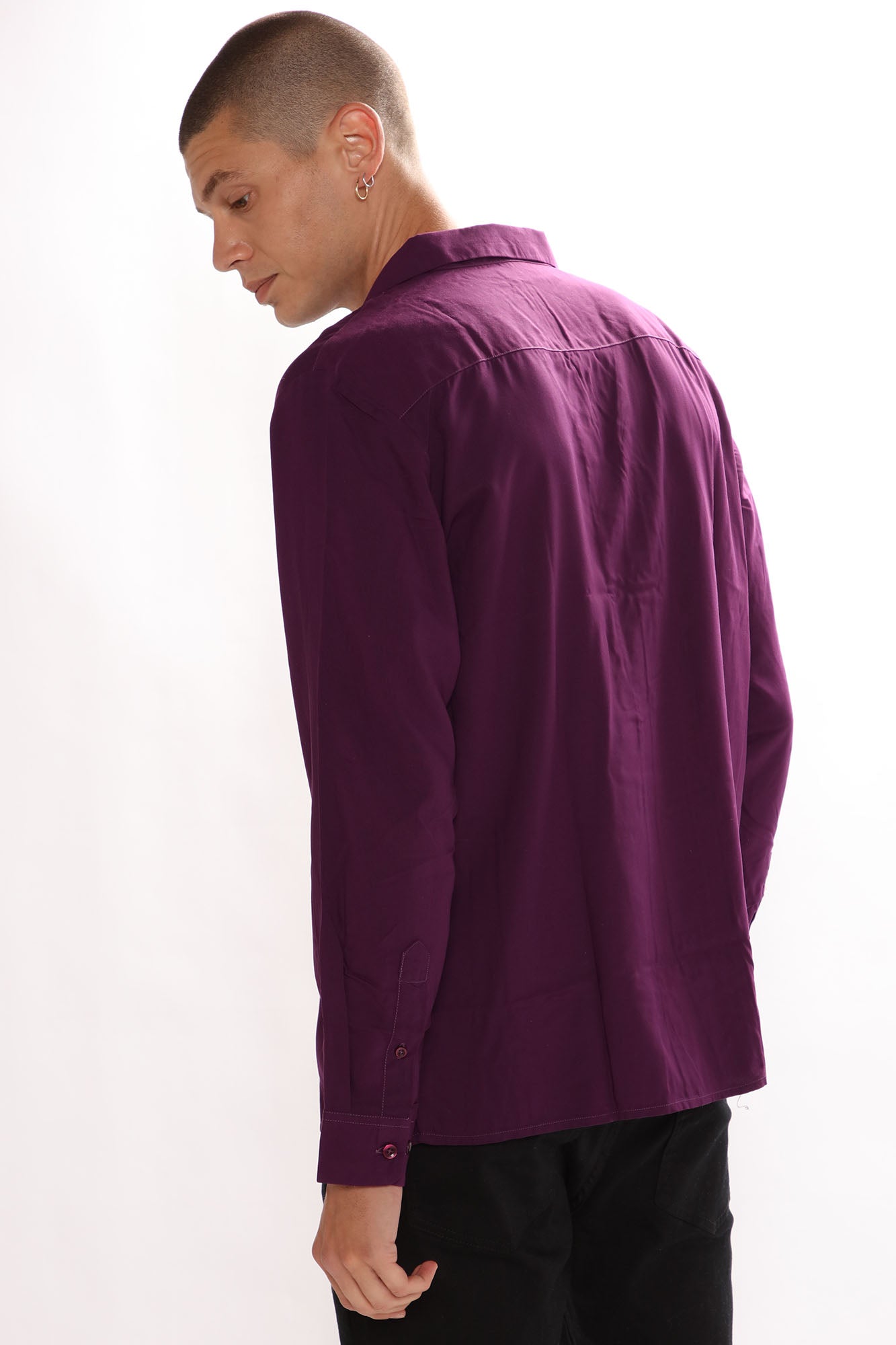 08-12-21Studio3_SN_KG_10-31-26_47_VLFN30_Purple_R_2627_KL.jpg