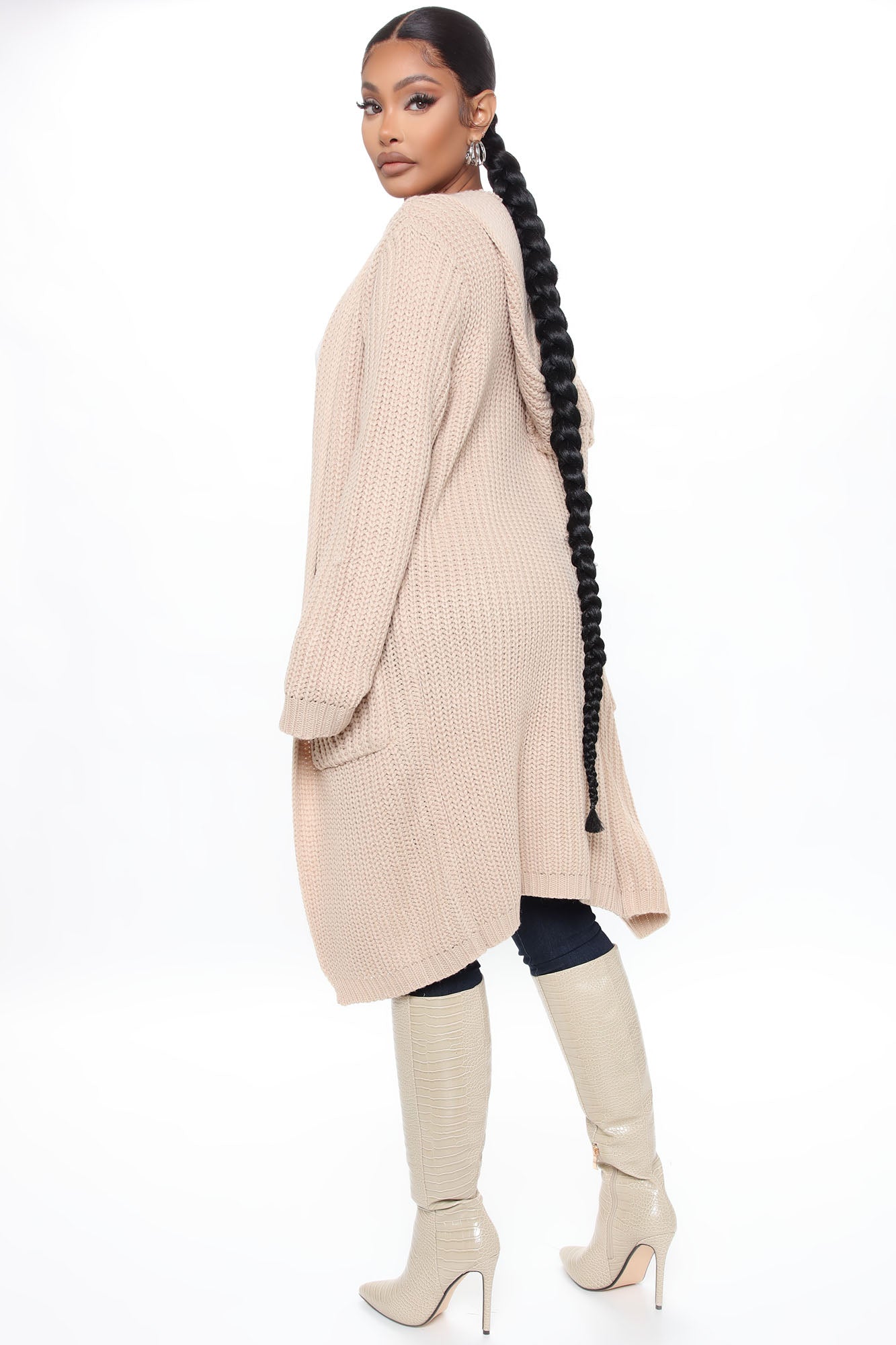 10-01-20Studio1_JP_ON_13-20-32_32_FL20H458_Taupe_0028_NT.jpg
