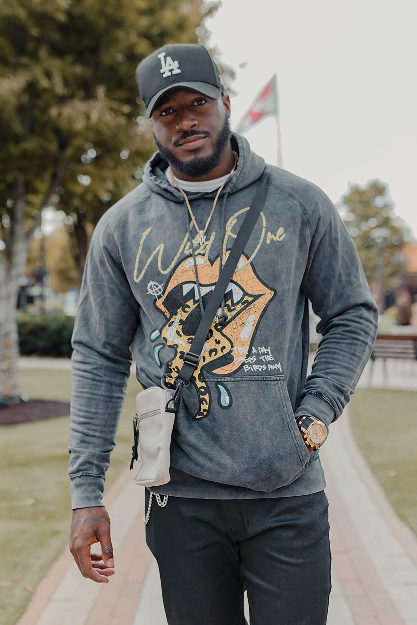 WildOneVintageWashHoodie-Greycombo_mer_db0f071e-f5ef-452e-8316-43e2ebdc7ac9.jpg