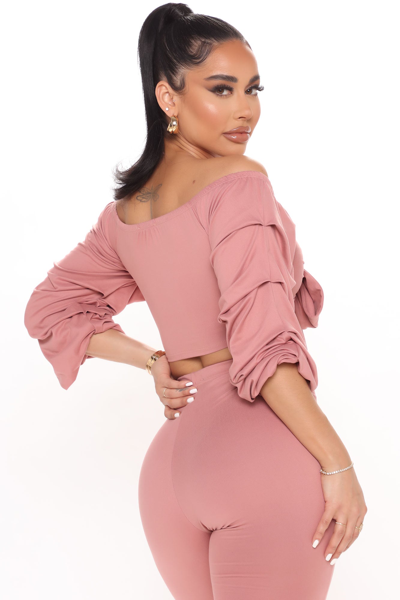 12-16-20Studio2_RT_TB_13-56-32_34_TP8124_Mauve_16223_RA.jpg